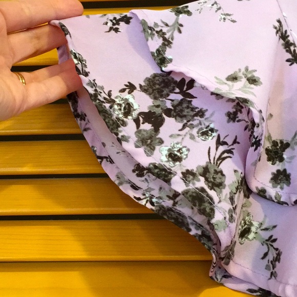 ELLE lavender short-sleeved blouse size S - Picture 2 of 6